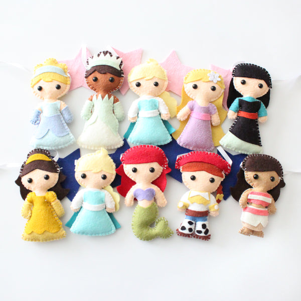 Princess Garland, Stuffed Plush Toys Banner, Nursery Room Girl Wall Decor