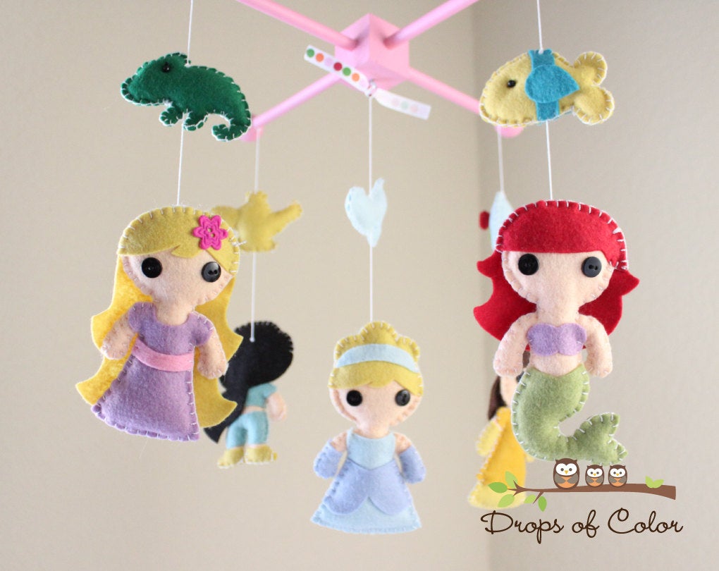 Princess Mobile, Baby Crib Mobile, Princesses Nursery Room Decor