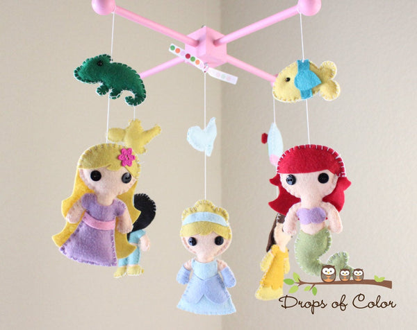 Princess Mobile, Baby Crib Mobile, Princesses Nursery Room Decor