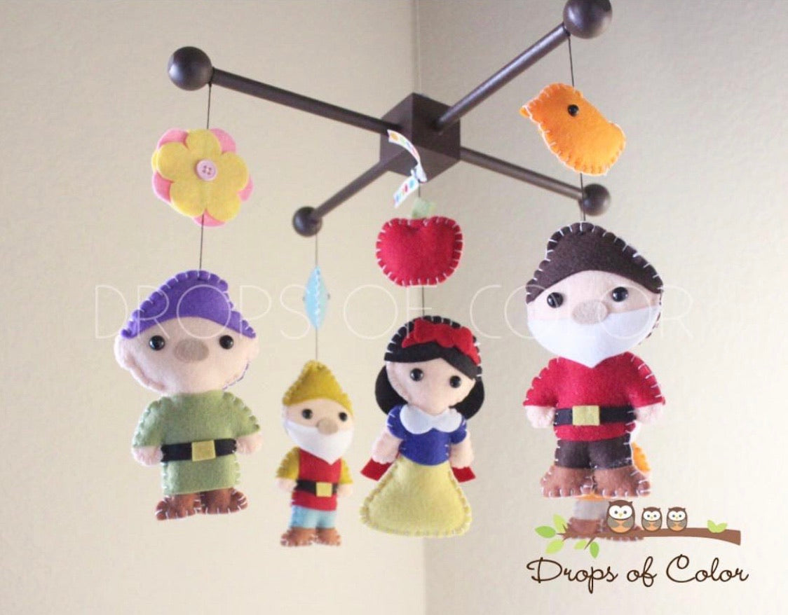 Snow White Mobile, Baby Crib Mobile, Nursery Inspired by Princess Snow White, Princesses Nursery Decor