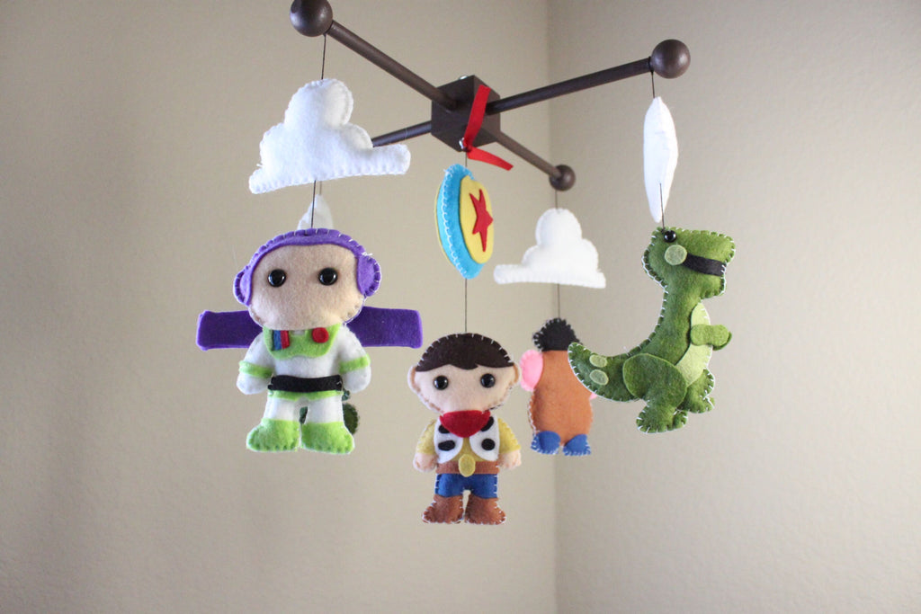 Toy best sale story crib